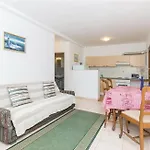Apartman Cizmesija Tkon