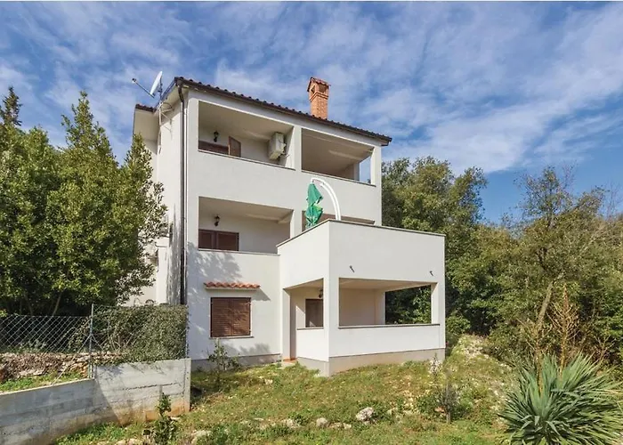 Cizmesija شقة تكون