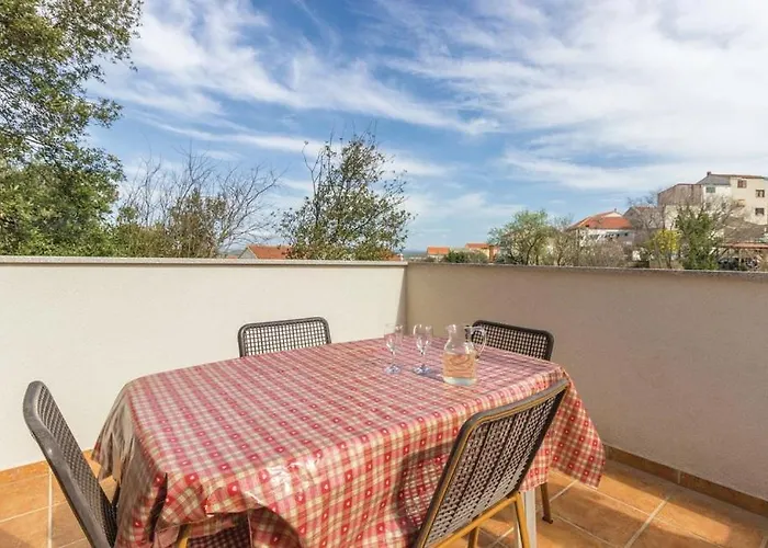 شقة Cizmesija تكون